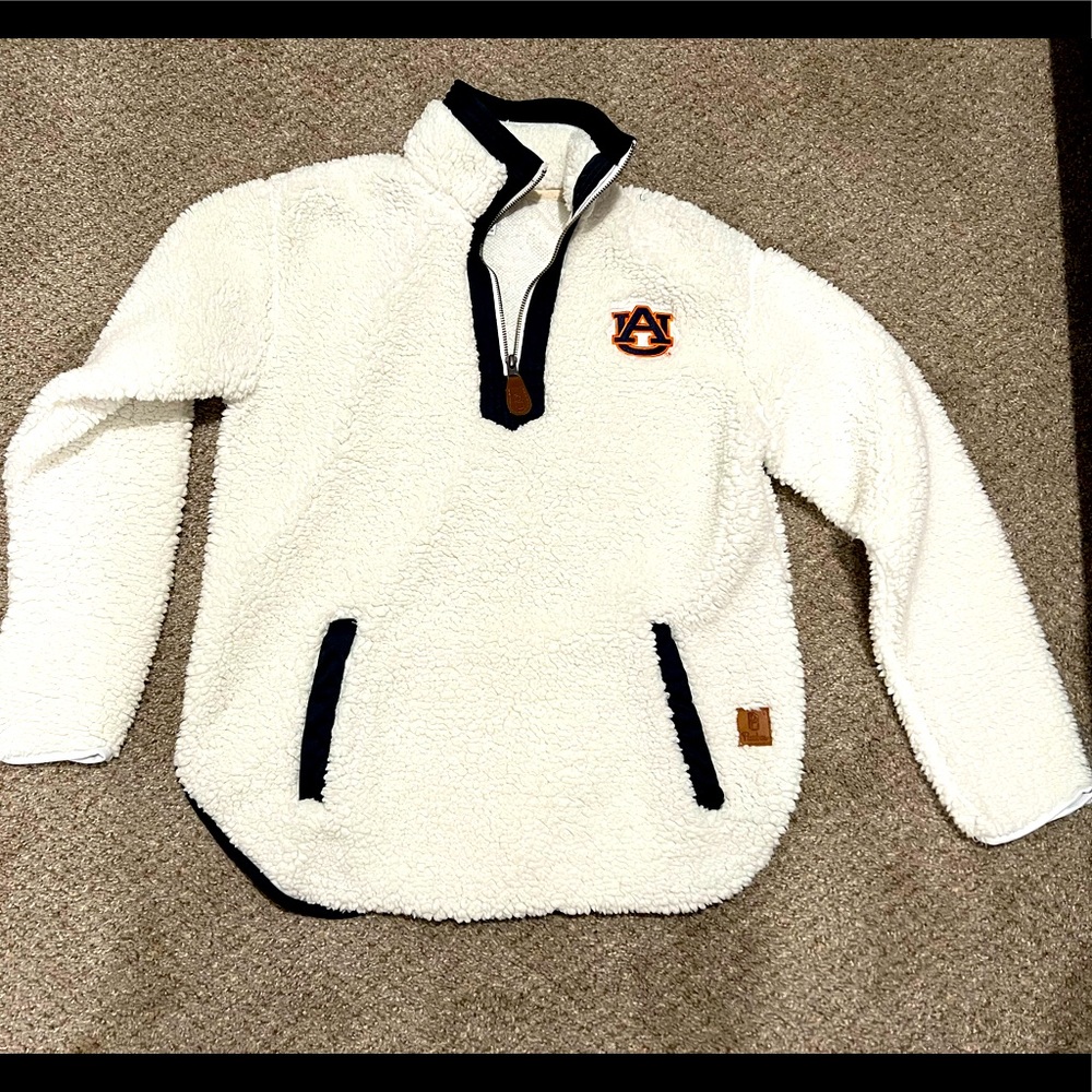 Auburn Sherpa style fleece pullover size small in EUC